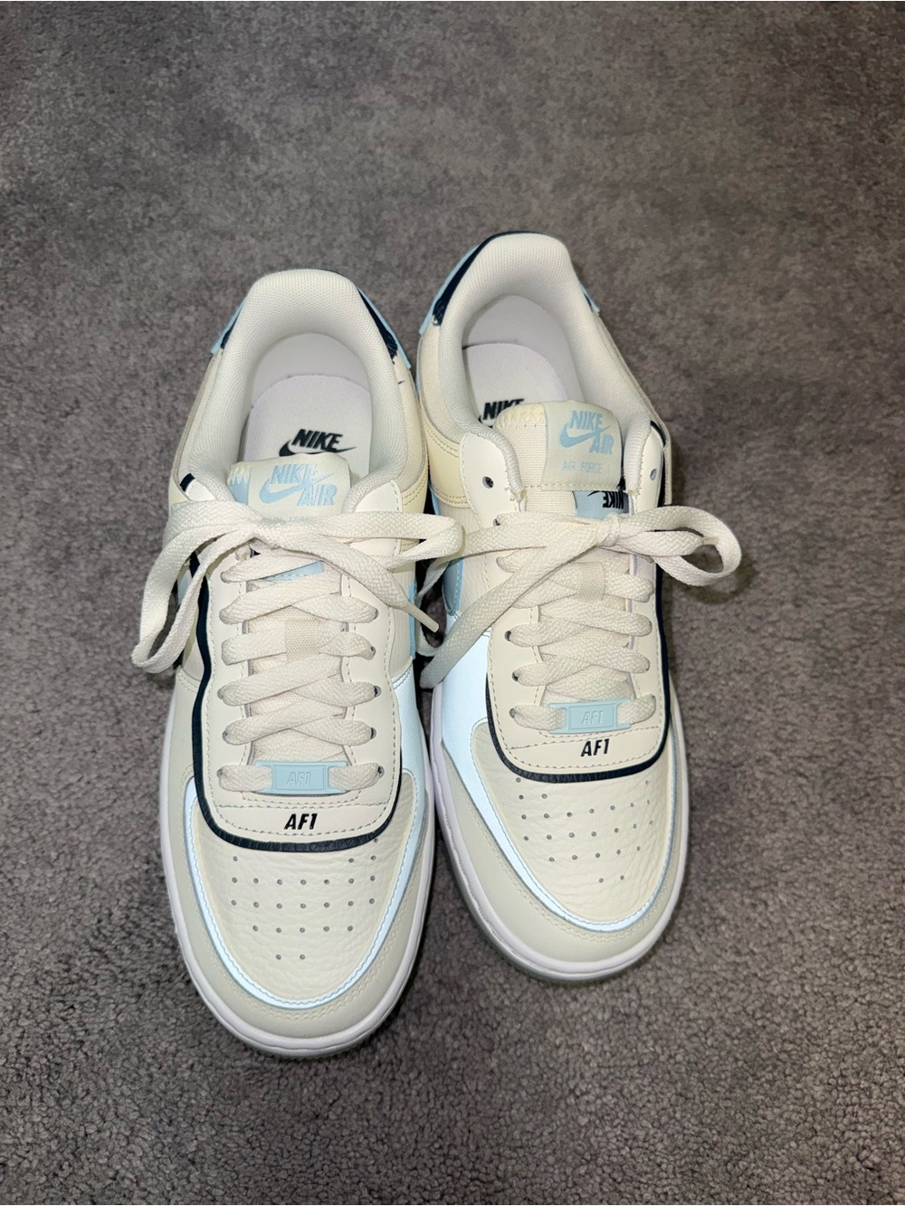 Nike Air Force 1 Low in Cream & Light Blue Accents (Never Worn)